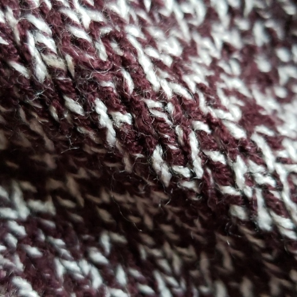 Large new York & company brown and white sweater - Picture 5 of 5